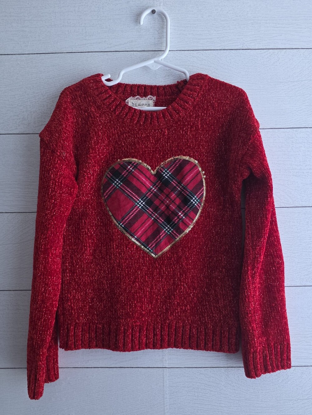Btween Girls Chenille Red Sweater Plaid Sequin Heart Metallic Gold Size 7 Girls